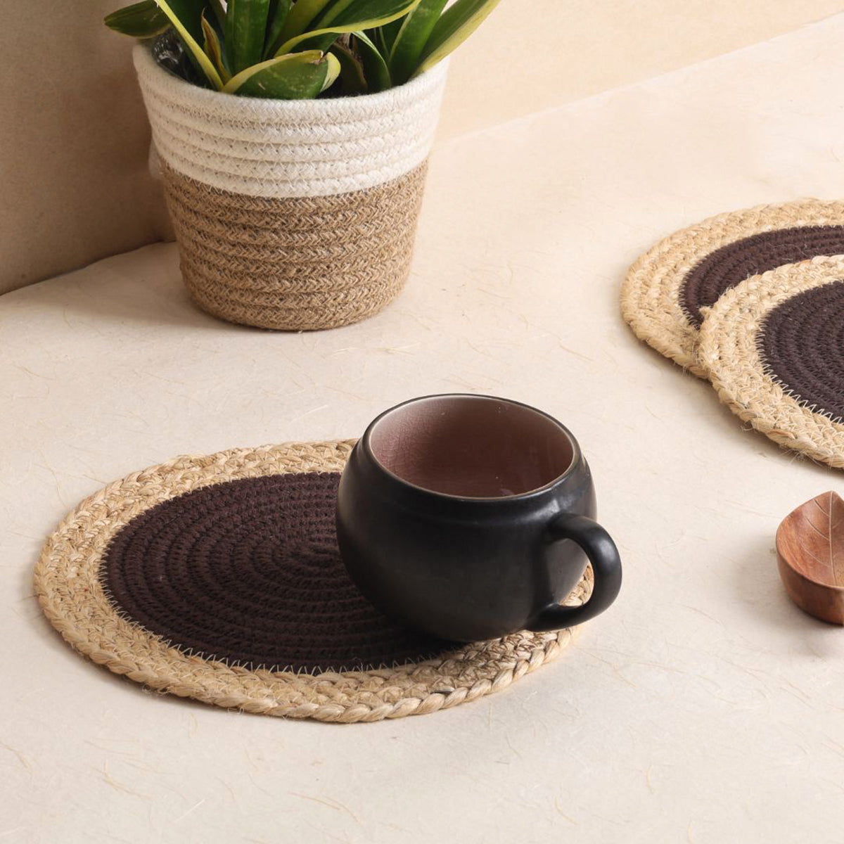 Trivets Mocha & Jute Line (3Pcs)