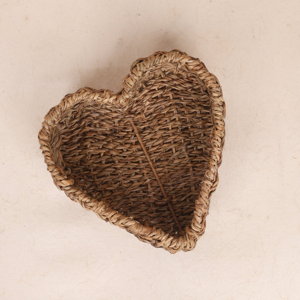 Seagrass Heart Open Basket - (Small)
