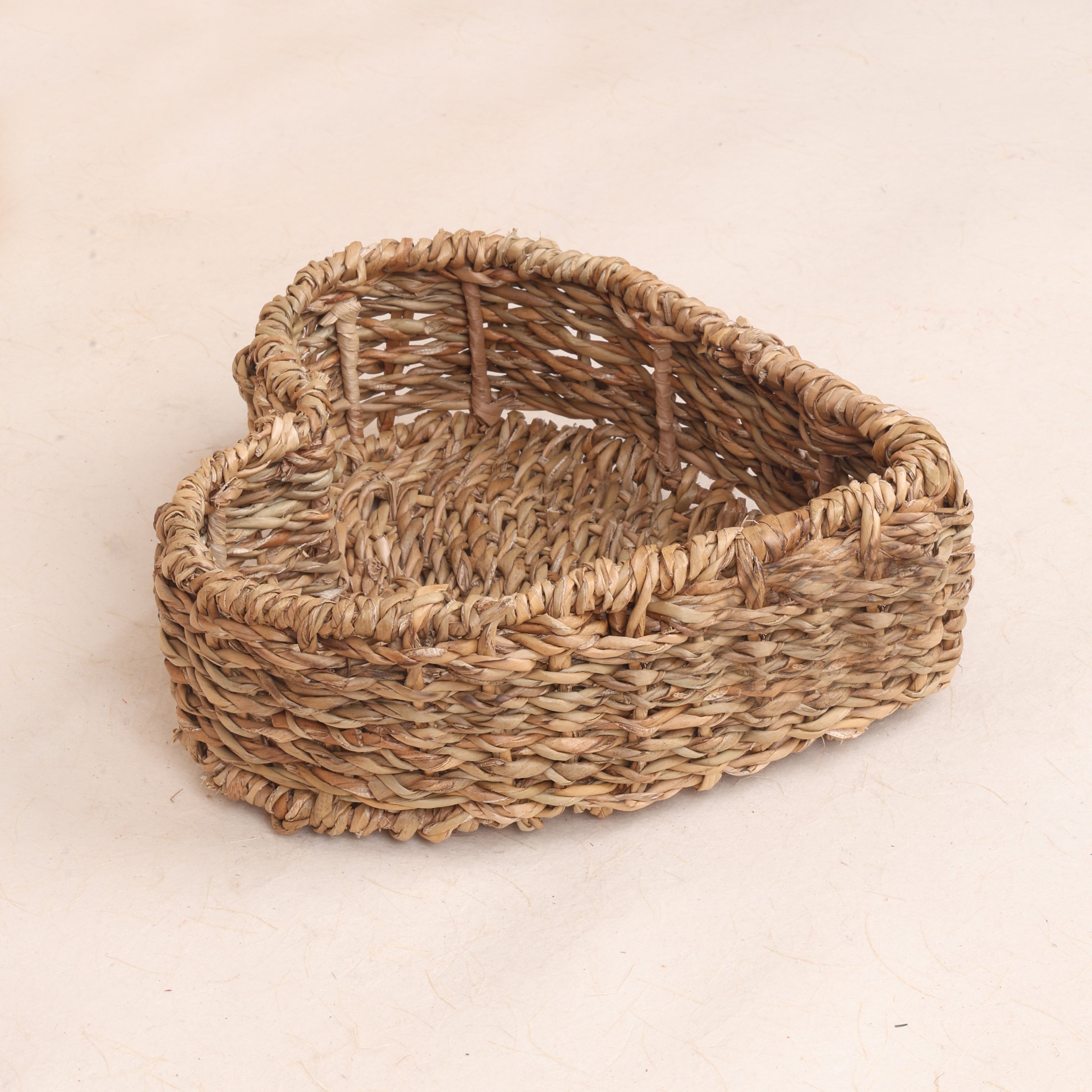 Seagrass Heart Open Basket - (Small)