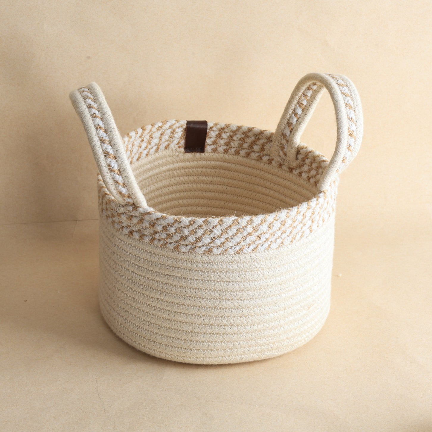 Elegant Round Wedding Hamper Basket