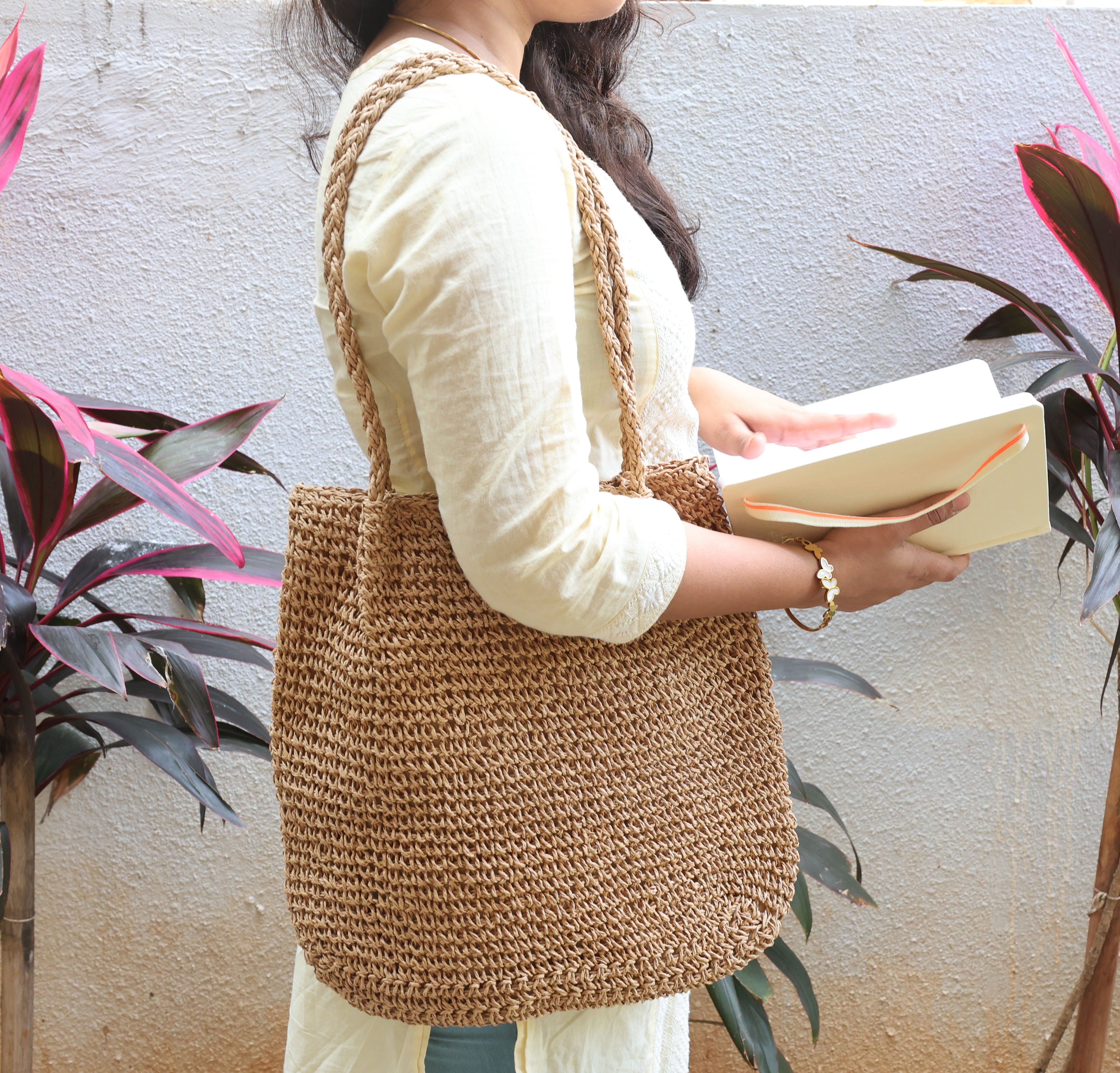 Raffia Shoulder Bag